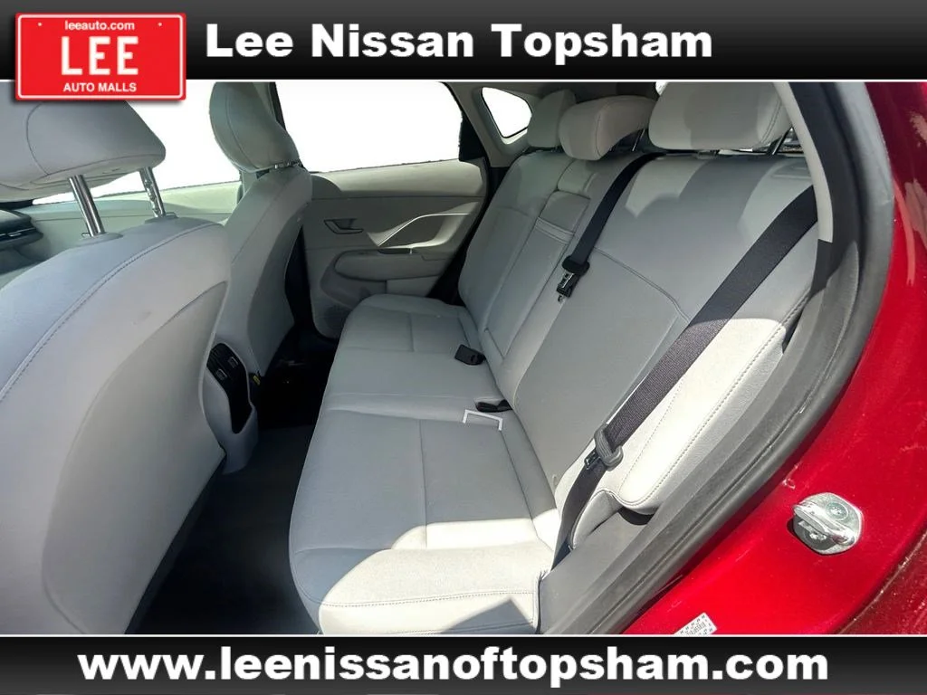 Used 2024 Ultimate Red Metallic Hyundai SEL image 14