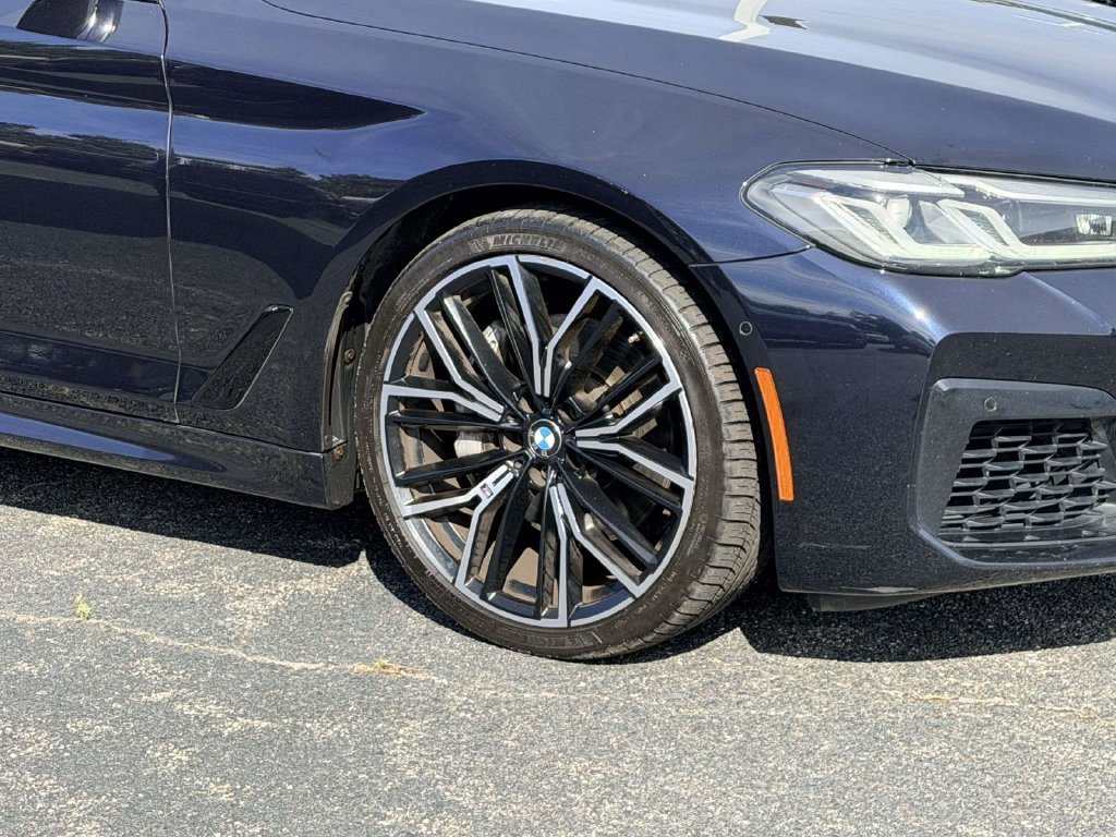 Used 2022 Black BMW 540i image 7