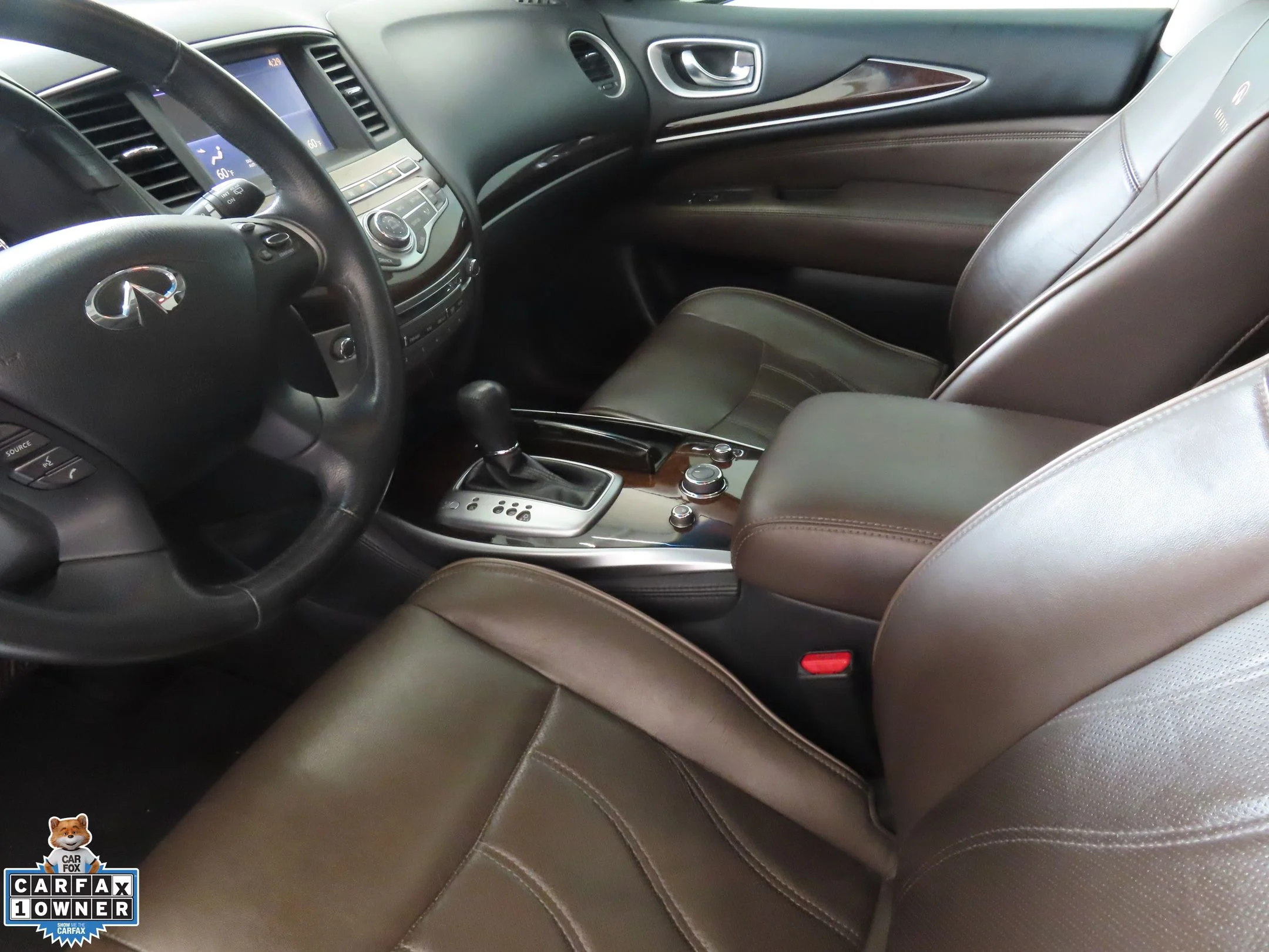 Used 2014 Black INFINITI Base image 21