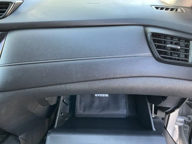Used 2018 Silver Nissan SV image 28