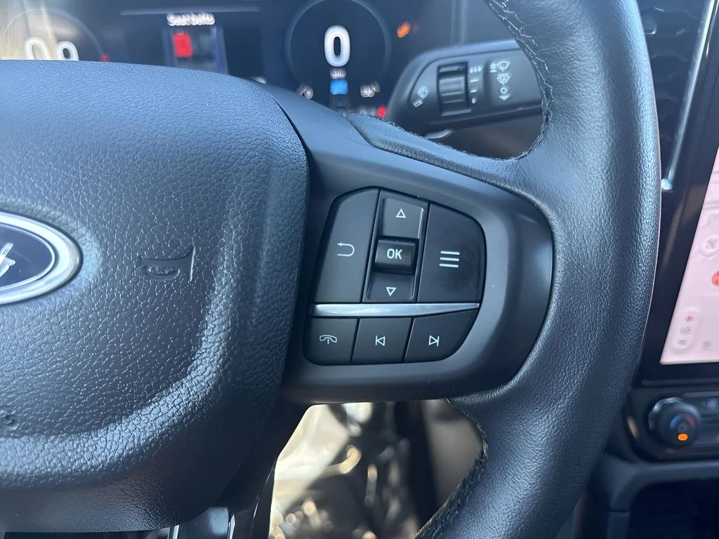 Used 2024 Green Ford Lariat image 15