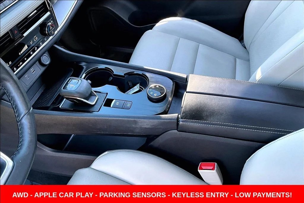 Used 2023 Red Nissan SV image 22