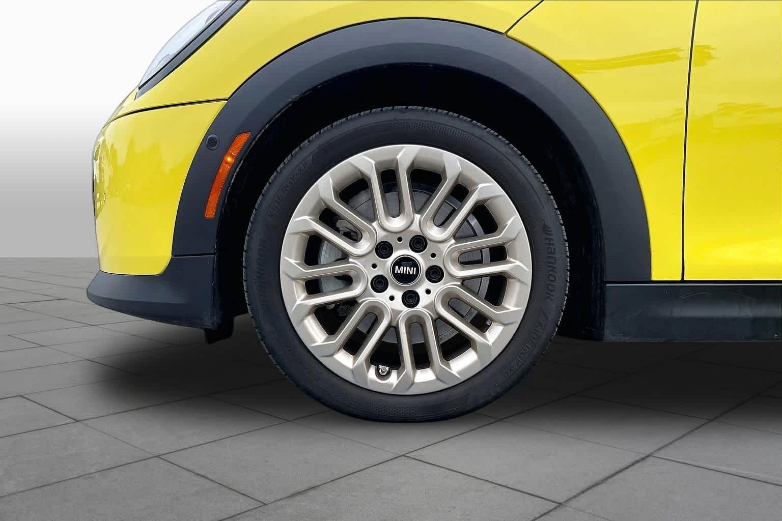 Used 2025 Sunny Side Yellow MINI Cooper S image 9
