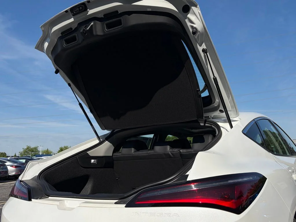 New 2026 White Acura Base image 19