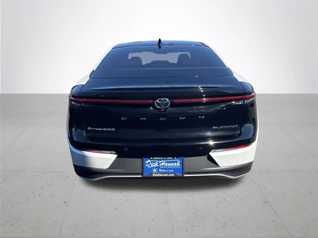 Used 2026  Toyota Platinum image 7