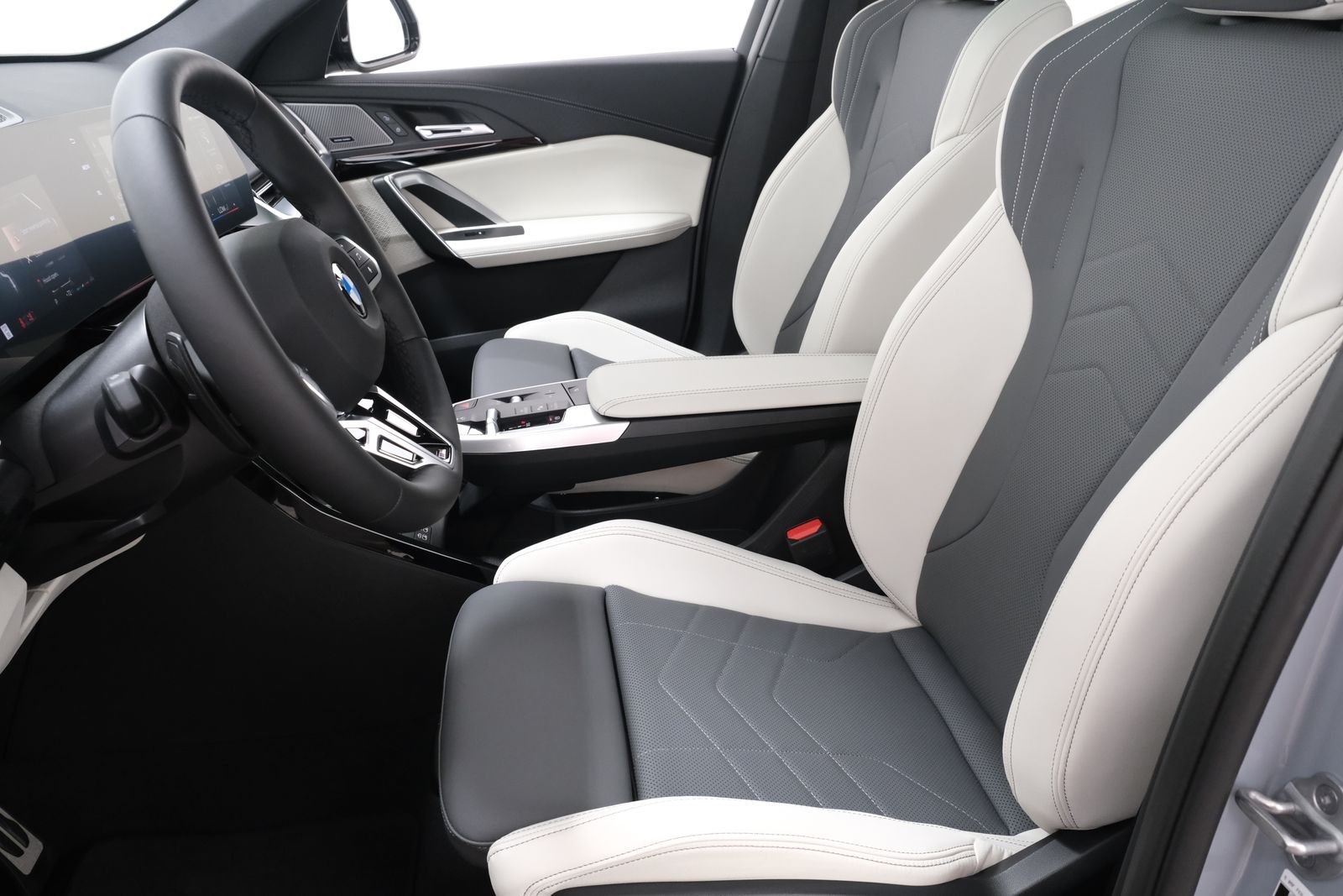 New 2027 Brooklyn Grey Metallic BMW xDrive28i image 30