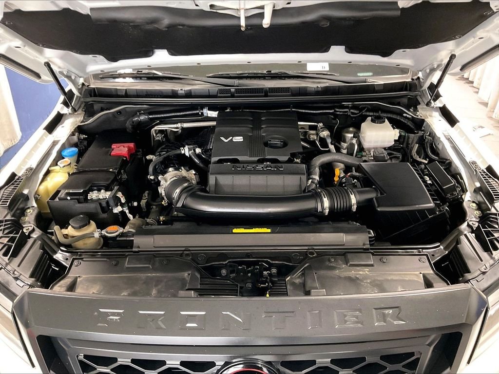 Certified Used 2023 White Nissan PRO-4X image 29