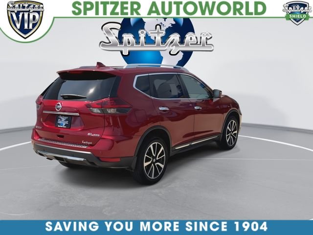 Used 2019 Red Nissan SL image 9