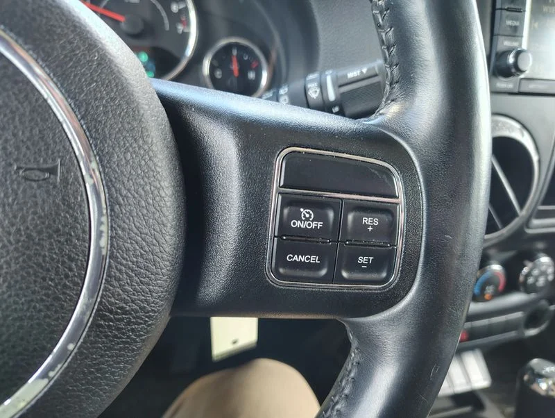 Used 2015 Green Jeep Unlimited Willys image 12