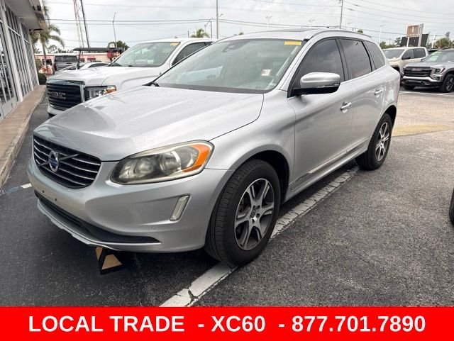2015 Volvo XC60 T6 AWD Auto's photo