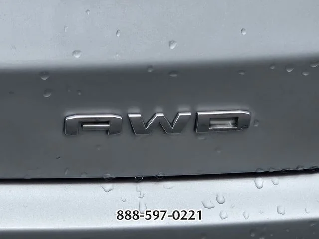 Used 2020 Silver GMC Denali image 6