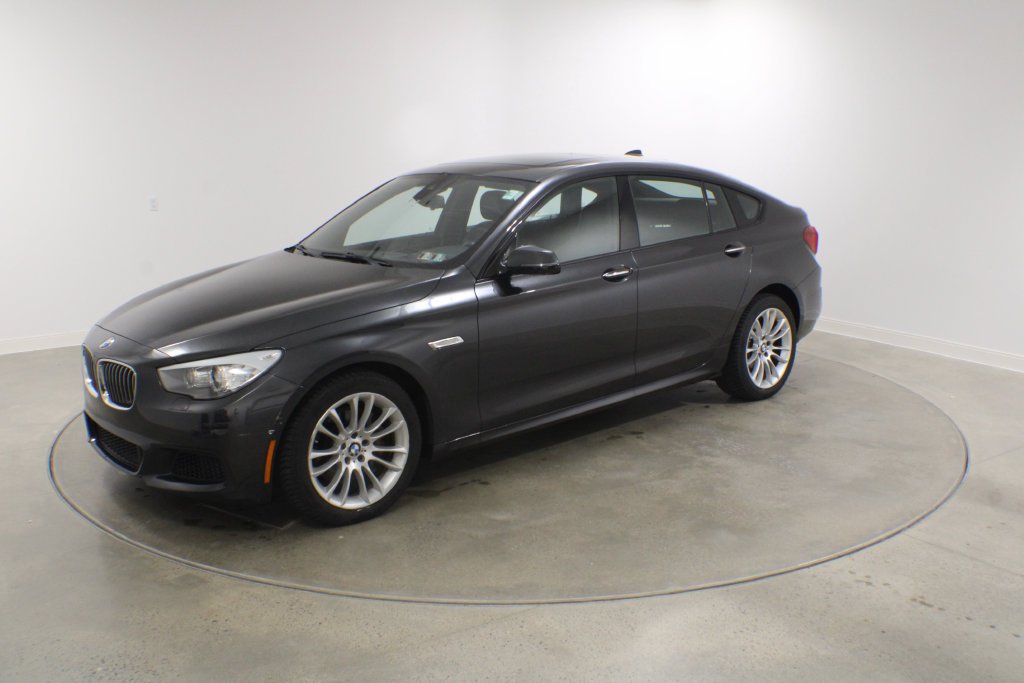 Used 2017 Dark Graphite BMW 535i xDrive Gran Turismo image 2