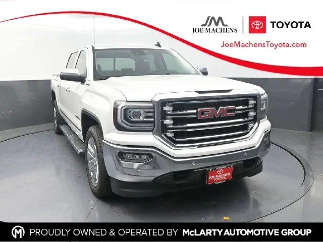 Used 2018 White GMC SLT image 1
