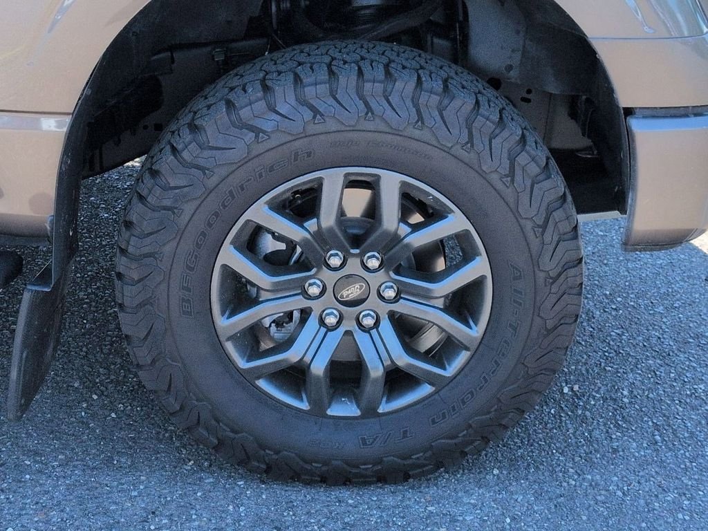 Used 2023 Stone Gray Metallic Ford Tremor image 34