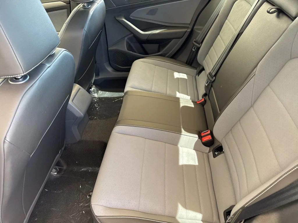 New 2026 Gray Volkswagen 1.5T SE image 25