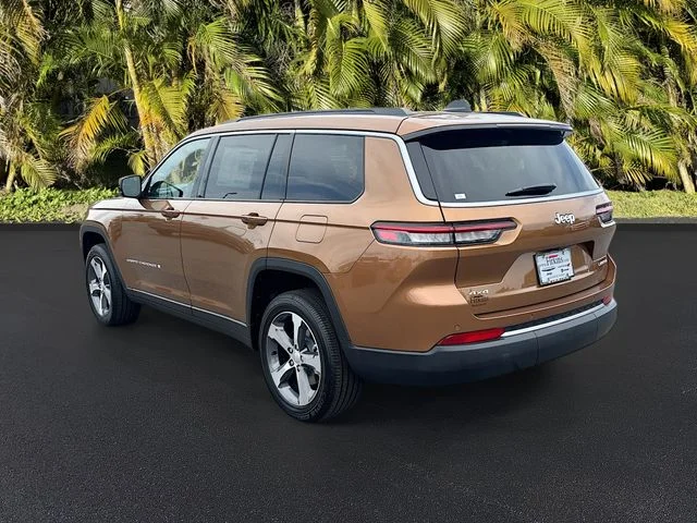 New 2026 Copper Shino Metallic Clear-Coat Exterior Paint Jeep Limited image 3