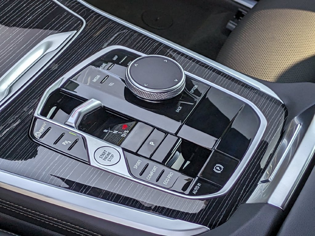 2026 BMW X5 40i - Photo 17