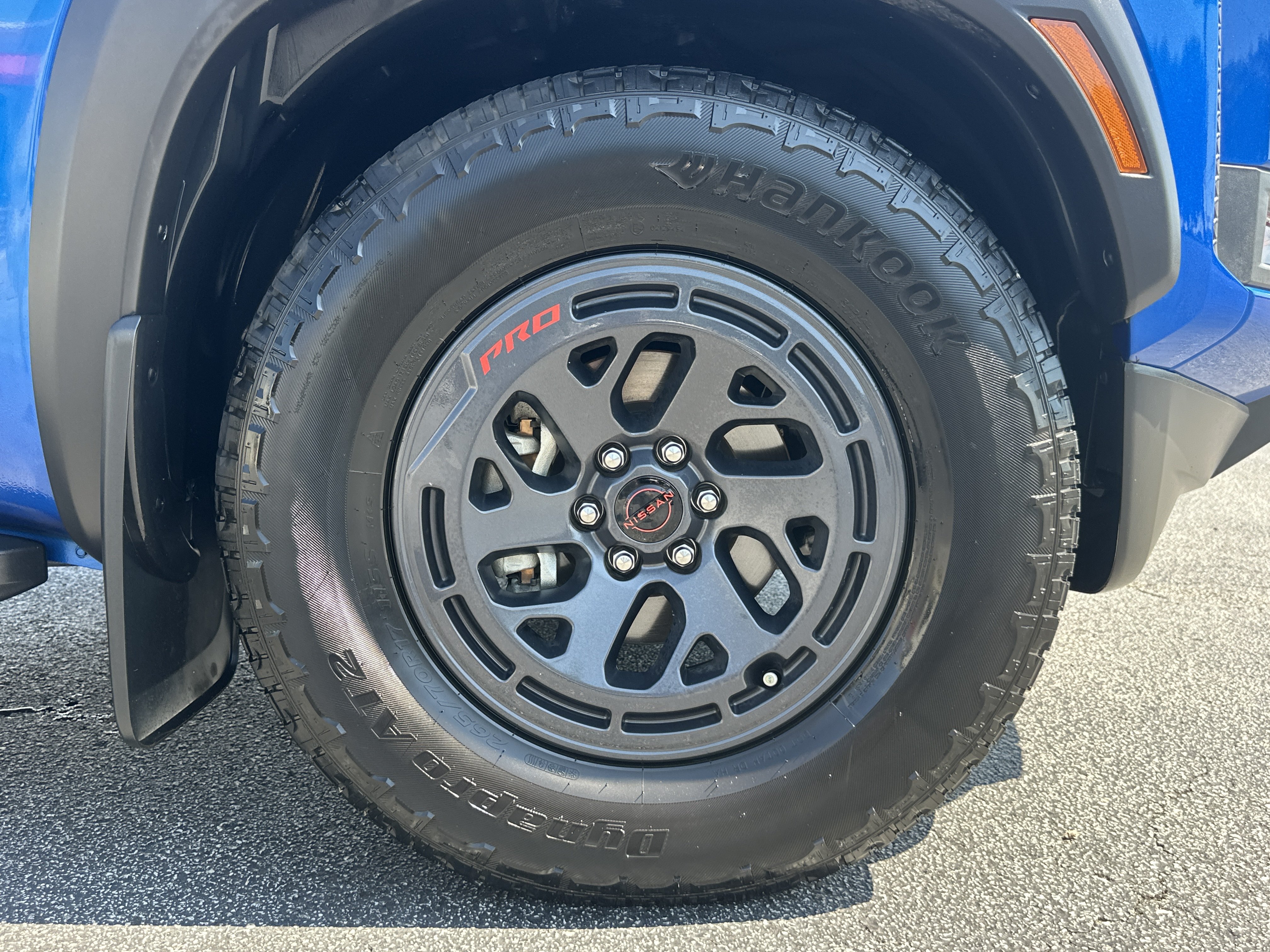 Used 2025 Bluestone Pearl Nissan PRO-X image 13