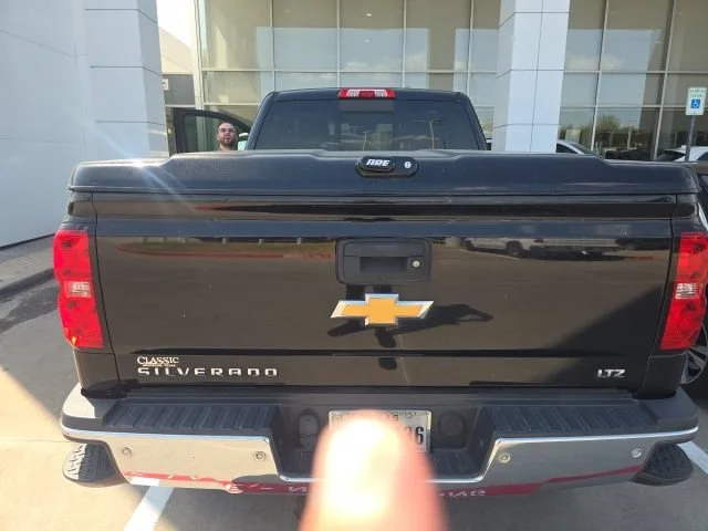 Used 2015 BLACK Chevrolet LTZ image 5