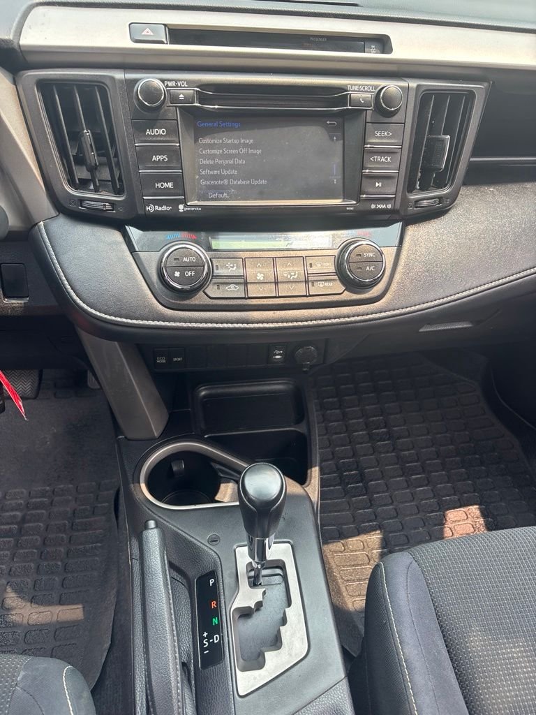 Used 2016 Black Toyota XLE image 14