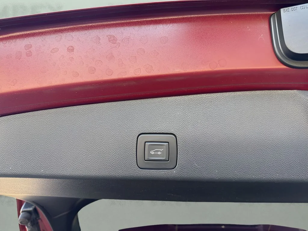 Used 2024 Red Buick Avenir image 28