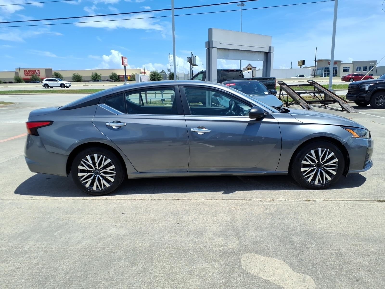 2024 Nissan Altima 2.5 SV Gray at Robbins Nissan