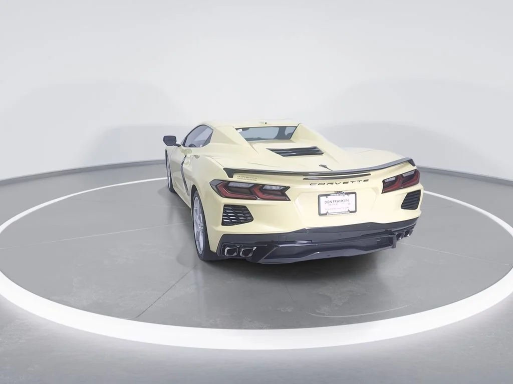 Used 2022 Yellow Chevrolet Stingray image 7