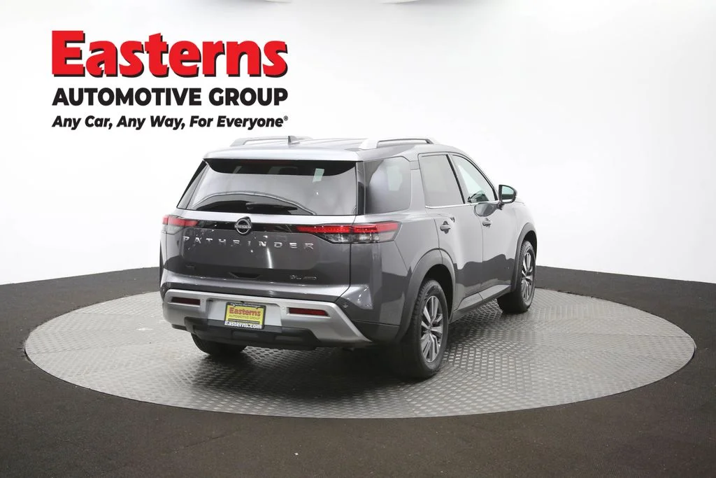 Used 2022 Gray Nissan SL image 40