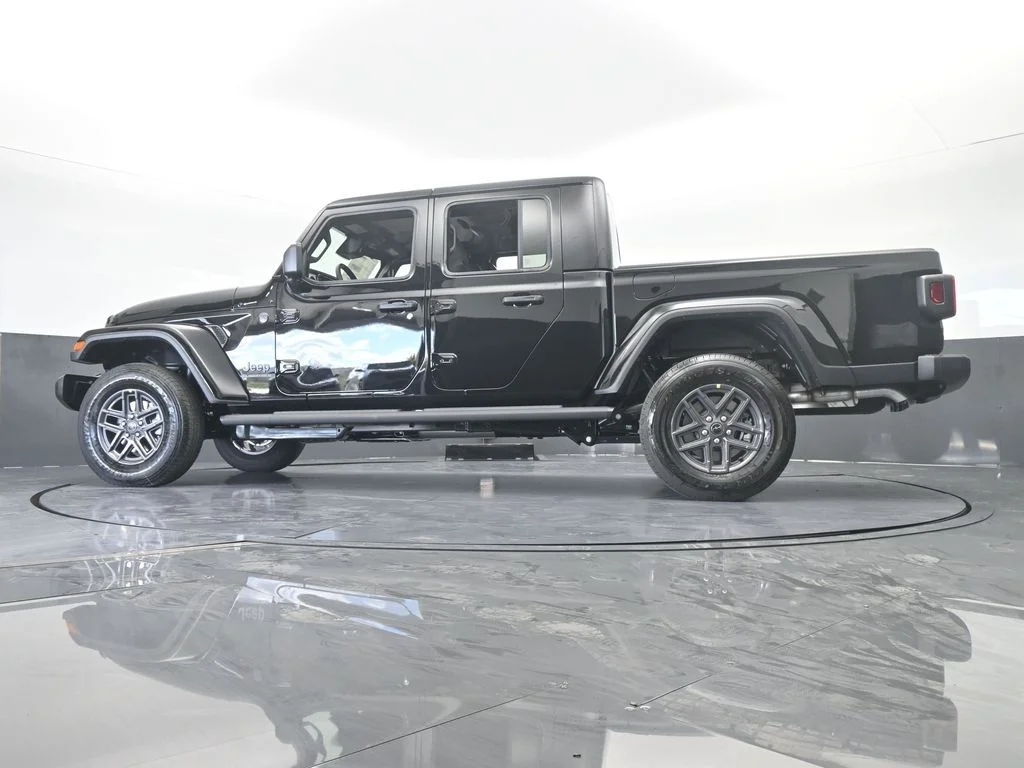 New 2026 Black Clear-Coat Exterior Paint Jeep Sport S image 49