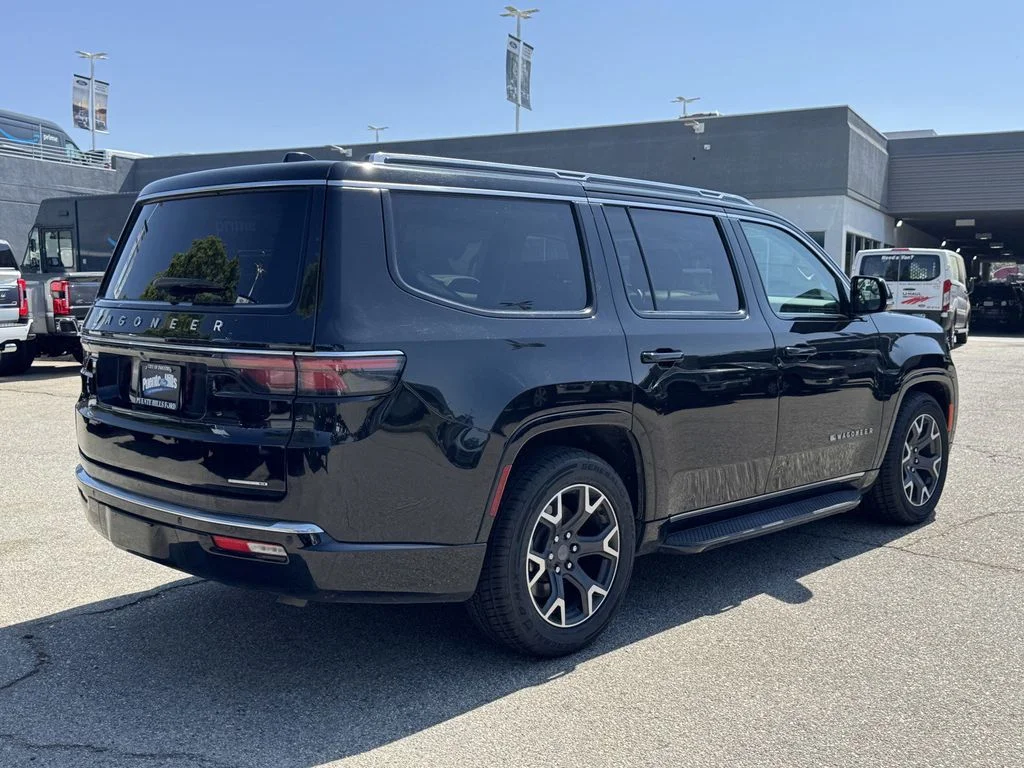 Used 2024 Black Jeep Series III image 6