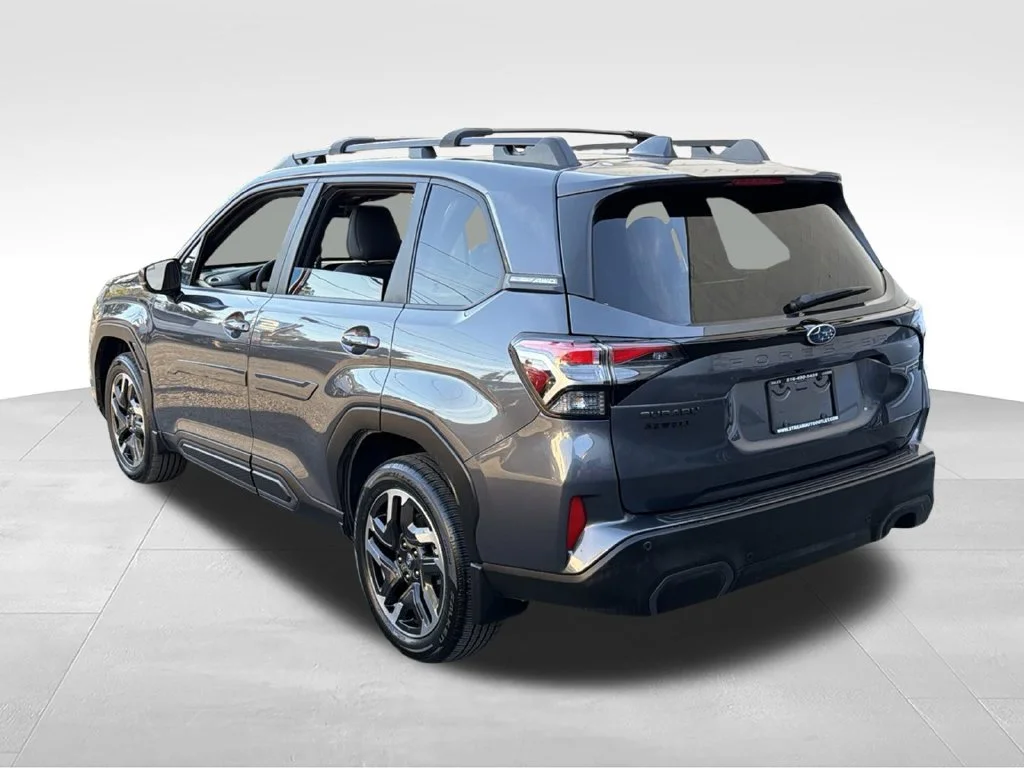 Used 2025 Gray Subaru Limited image 6
