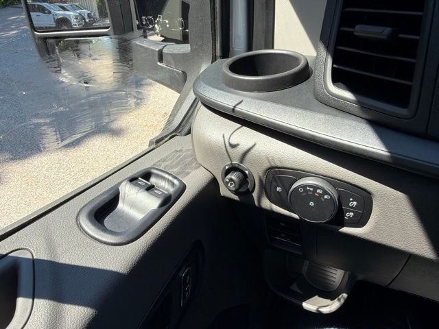 New 2026 Oxford White Ford Chassis Cab image 21