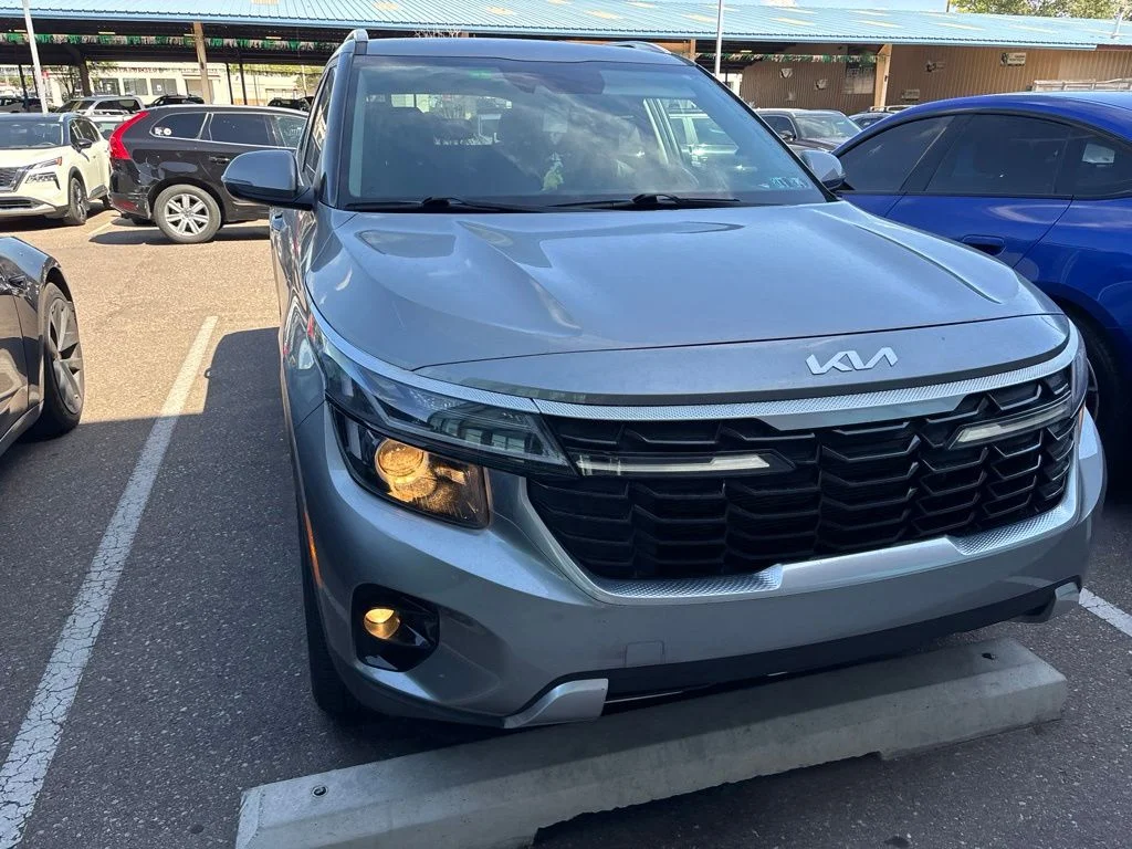 Certified Used 2024 Gray Kia EX image 1