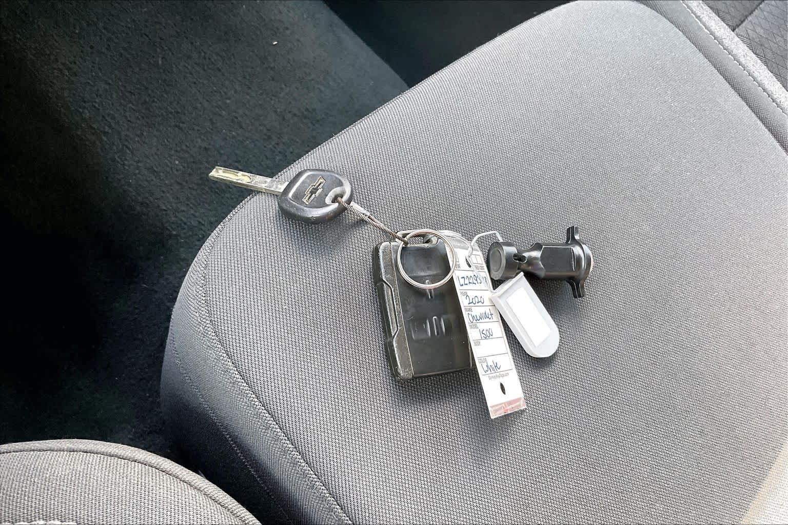 Used 2020 Summit White Chevrolet LT image 14