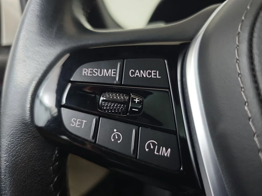 Used 2022 Mineral White Metallic BMW 530i xDrive image 17