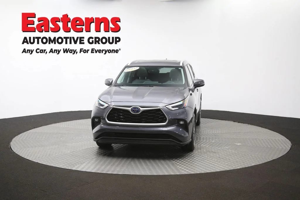 Used 2022 Gray Toyota XLE image 55