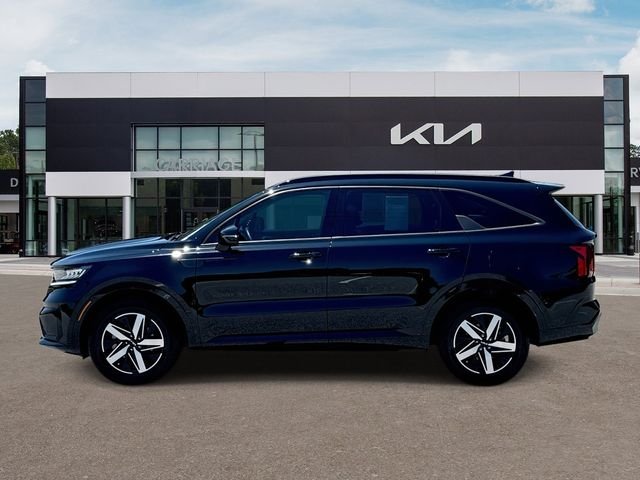 Used 2023 Black Kia EX image 5