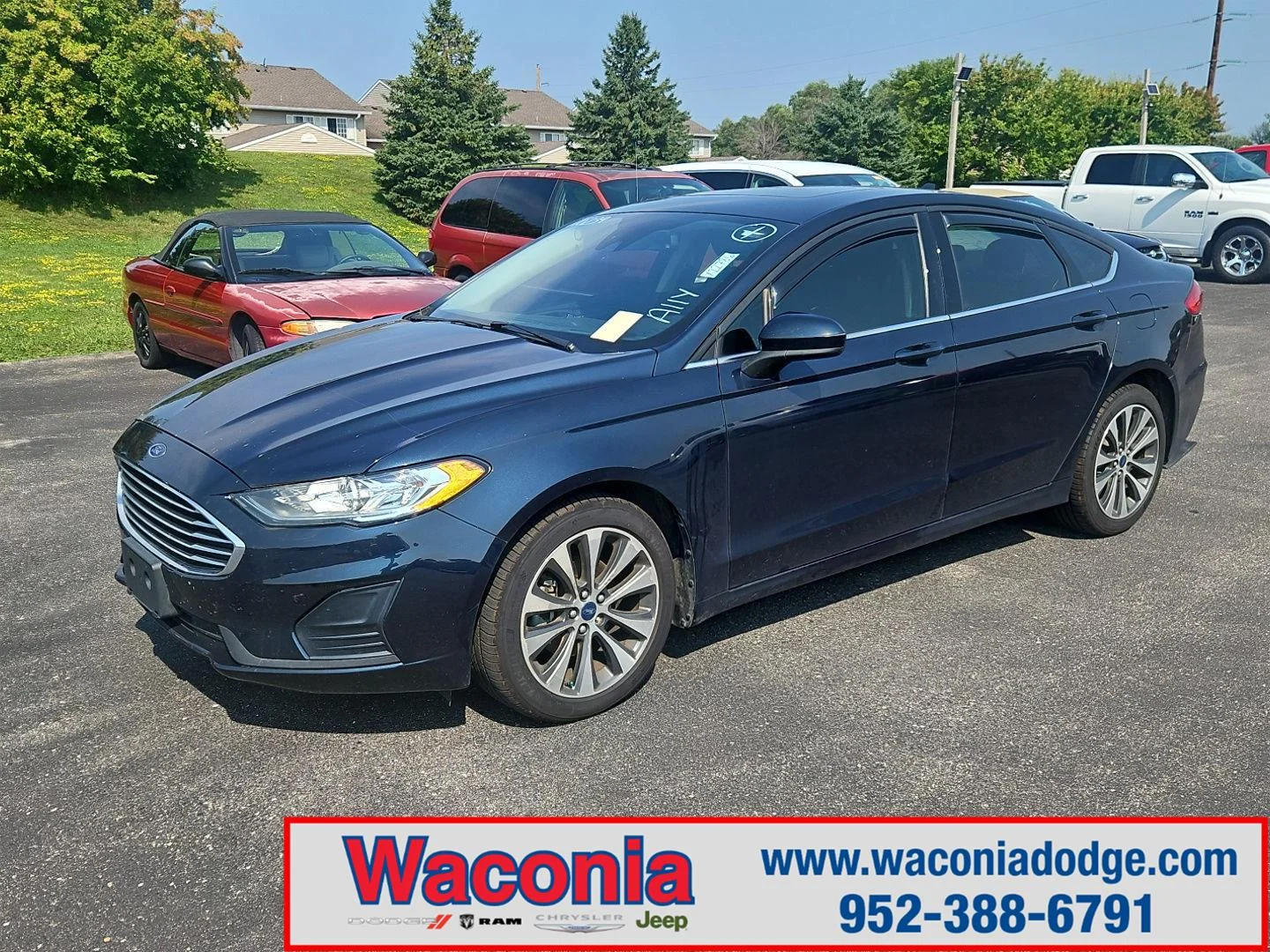 Used 2020 Alto Blue Metallic Tinted Clearcoat Ford SE image 1