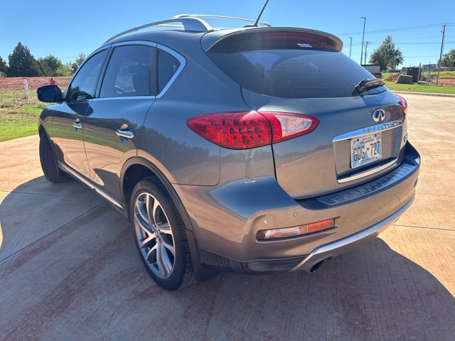 Used 2016 Gray INFINITI  image 7