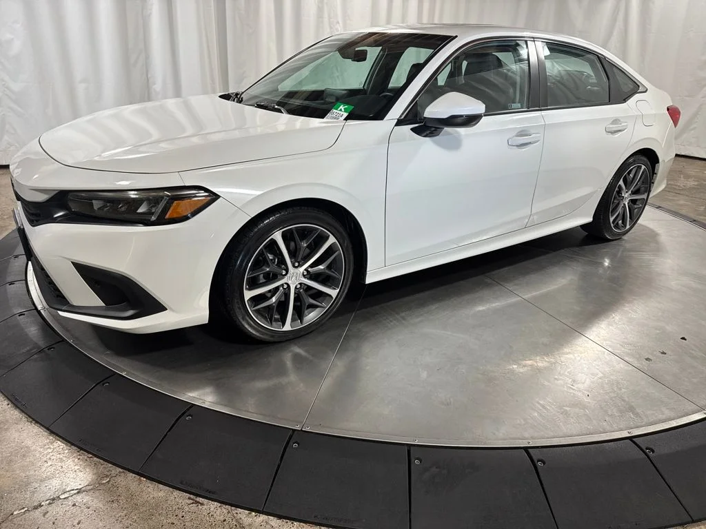 Used 2024 Honda Civic Touring 4D Sedan #65721A | Beaverton INFINITI
