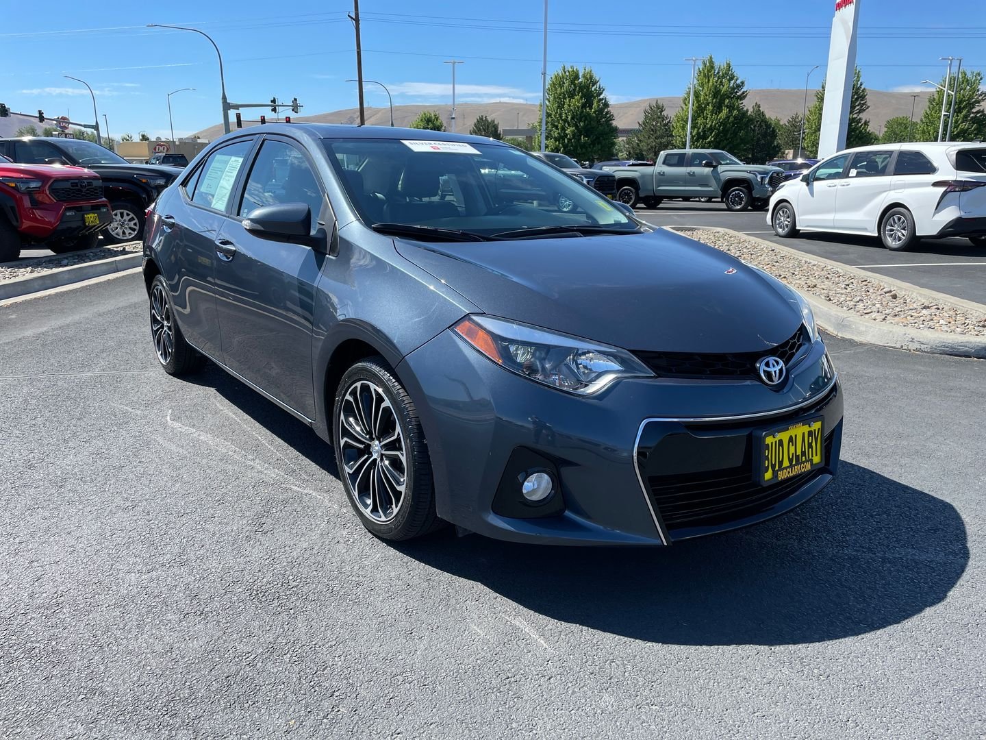 2016 Toyota Corolla S Plus's photo