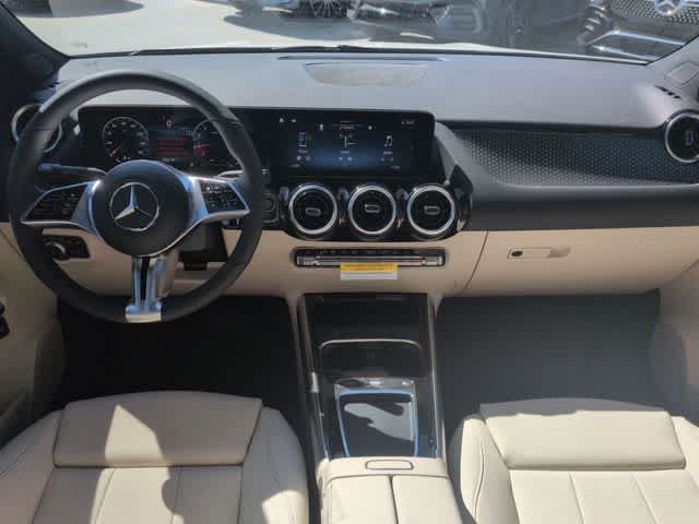 New 2026 Polar White Mercedes-Benz GLA 250 image 16