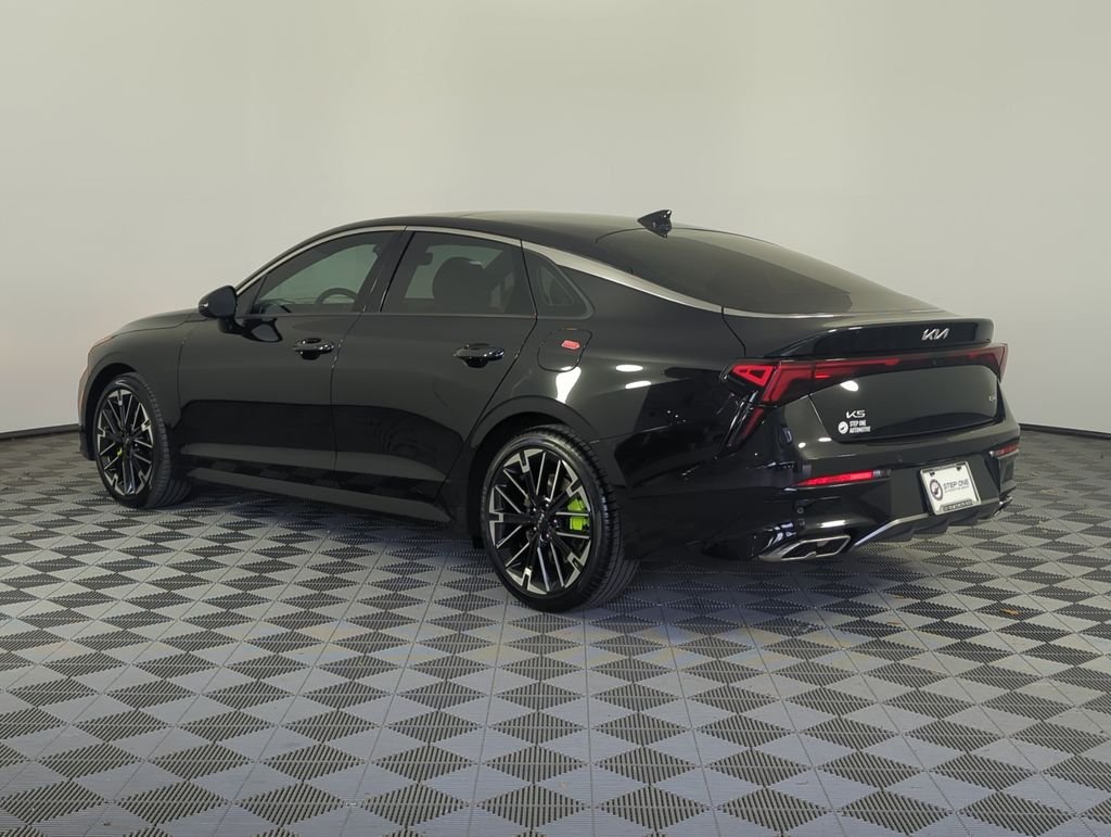 New 2026 Aurora Black Pearl Kia GT image 5
