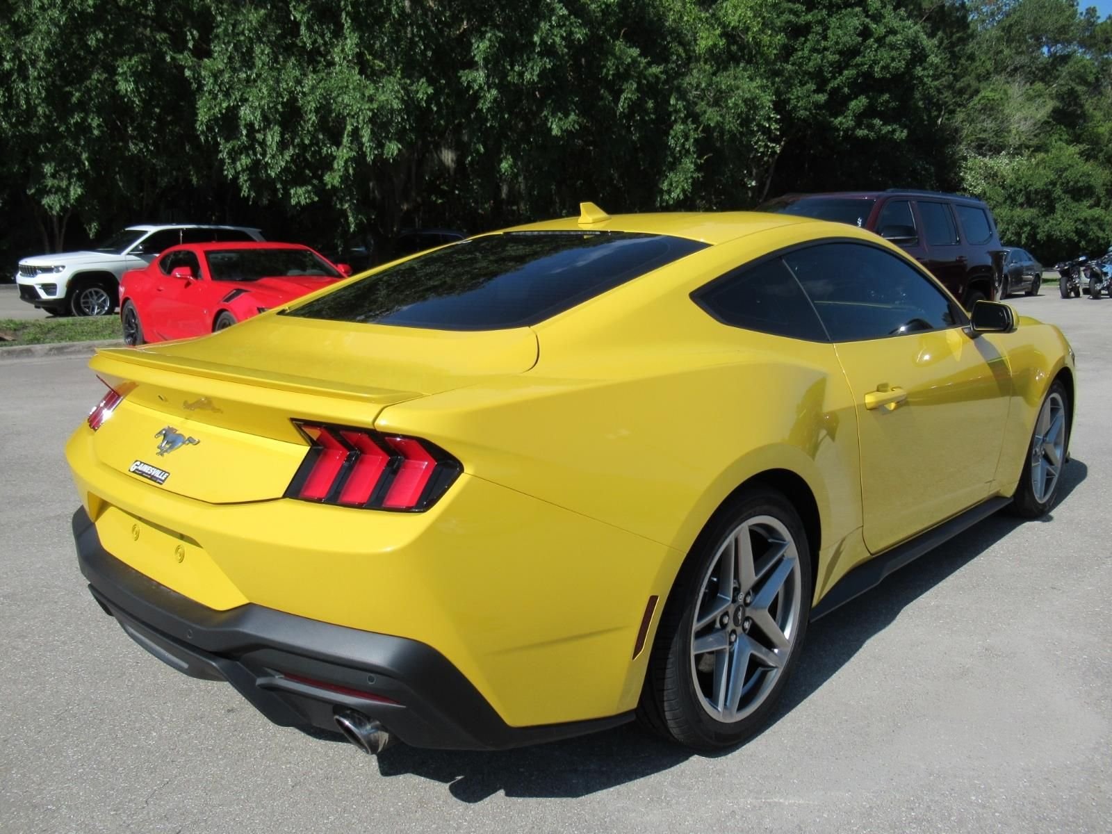 Used 2024 Yellow Ford EcoBoost Premium image 7