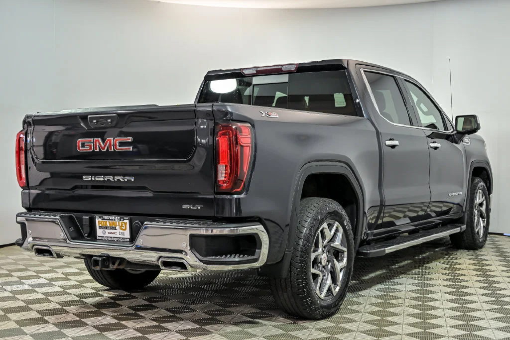 2022 GMC Sierra 1500 SLT - Photo 8
