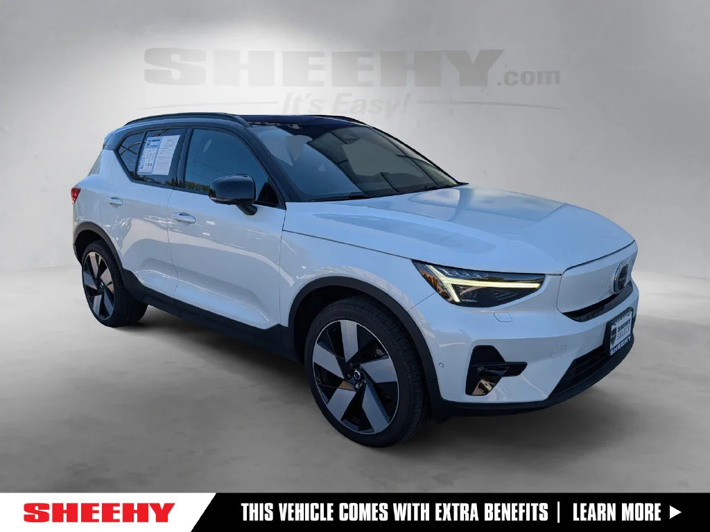 2023 Volvo XC40