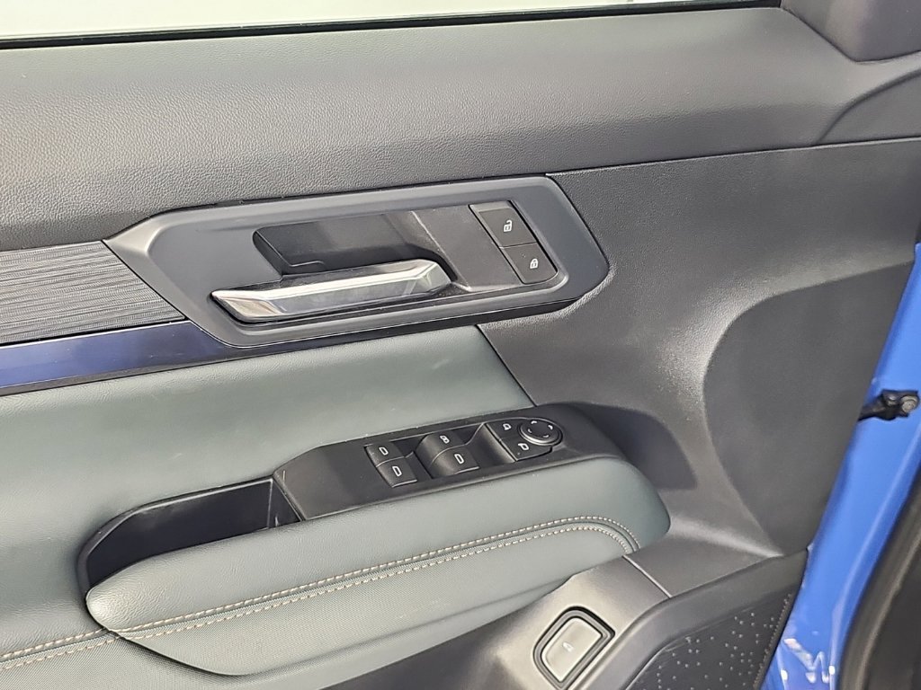Used 2026 Blue GMC AT4 image 11