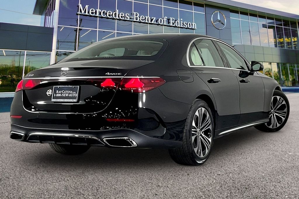 2026 Mercedes-Benz E-Class E350 - Photo 10