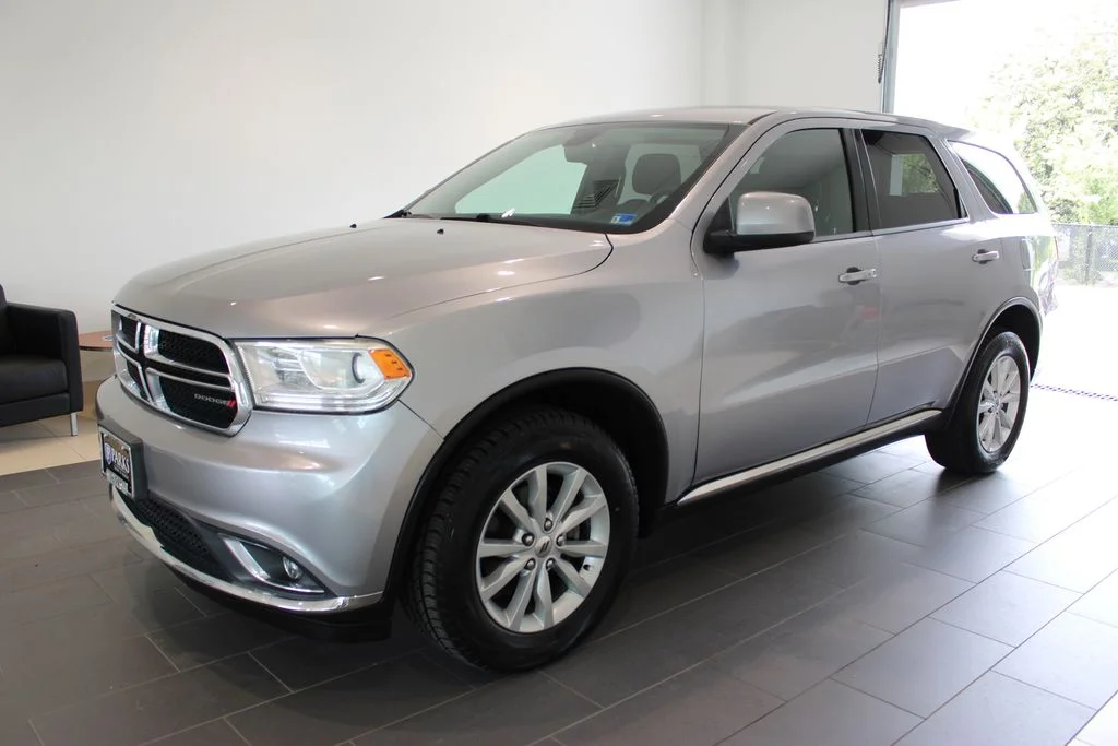 Used 2019 Billet Clearcoat Dodge SXT image 13