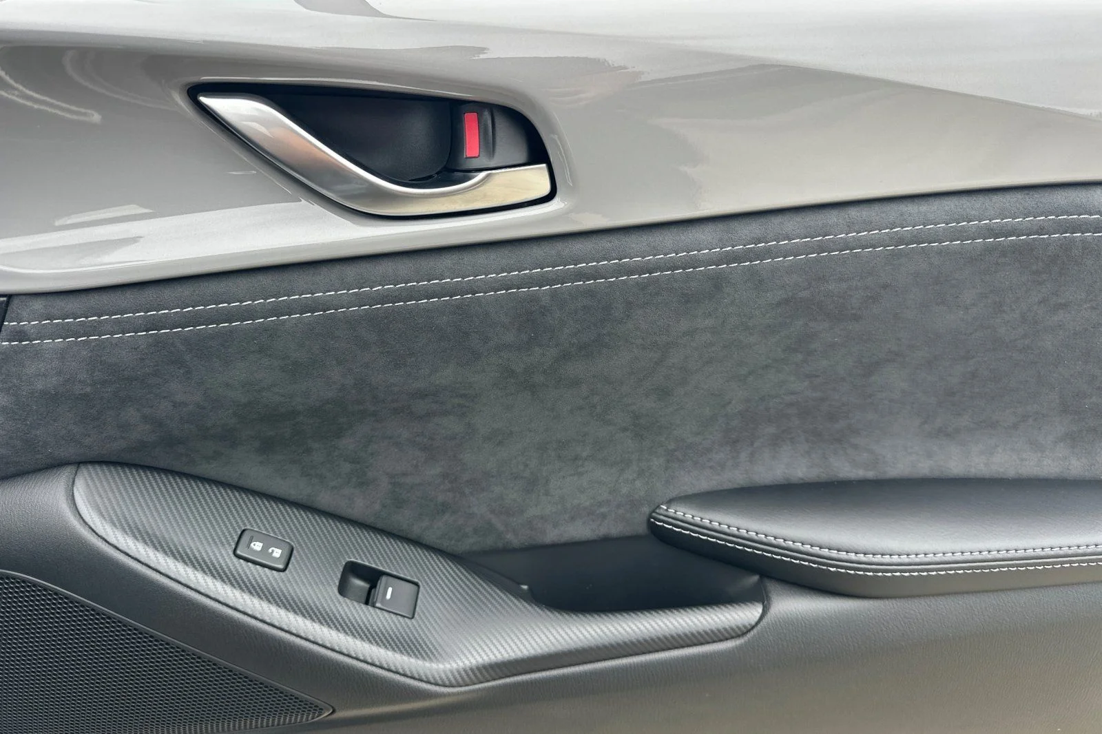 New 2026 Aero Gray Metallic Mazda Club image 18